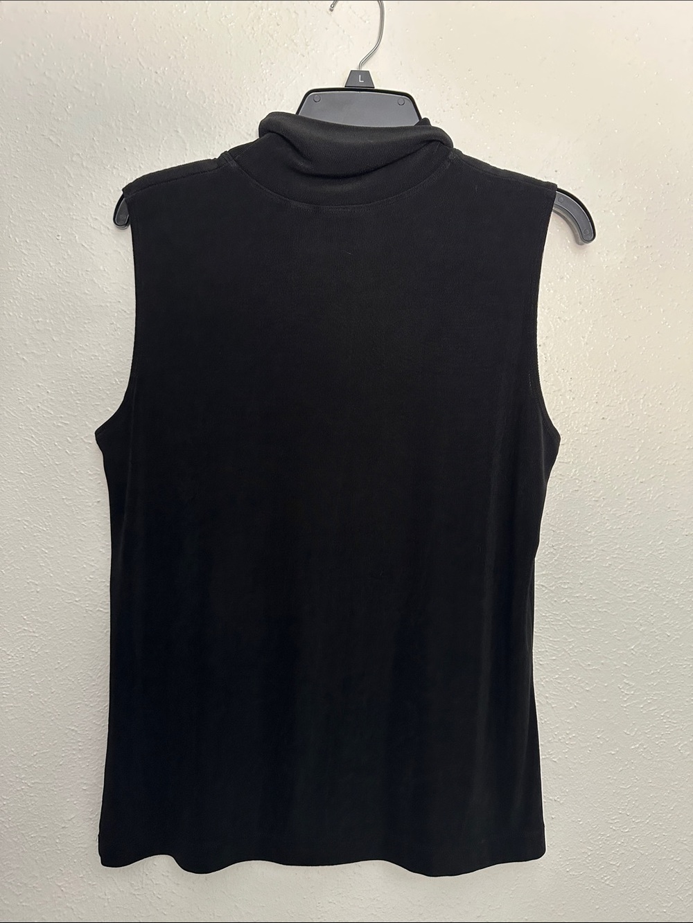 Chico’s Travelers Turtleneck Basic Sleeveless Top - Picture 4 of 5